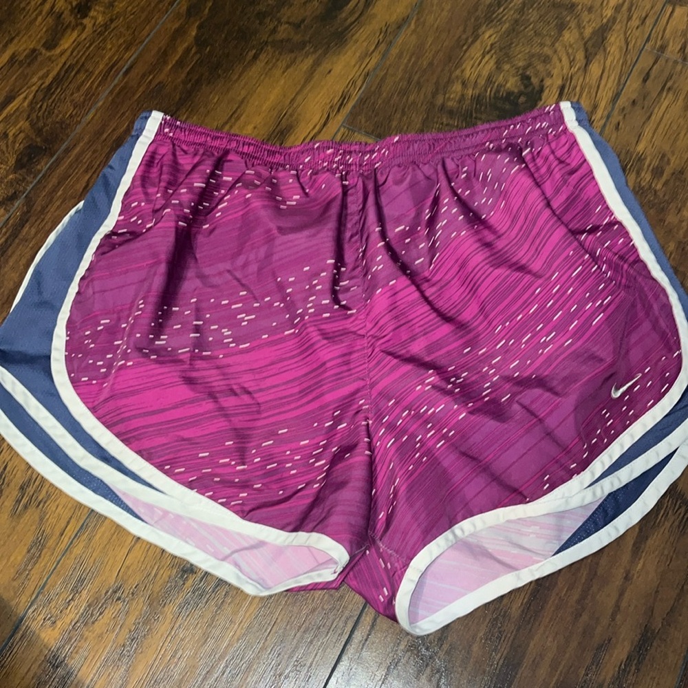 Women’s Large Nike shorts purple pattern